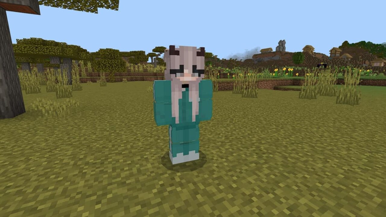 Survivor Girl in Squid Game mod in Minecraft PE