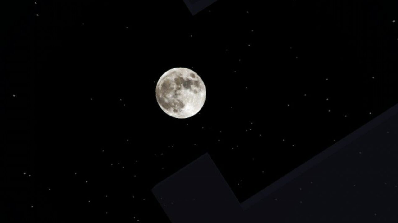 Moon from Better Vanilla Texture Pack for Minecraft PE