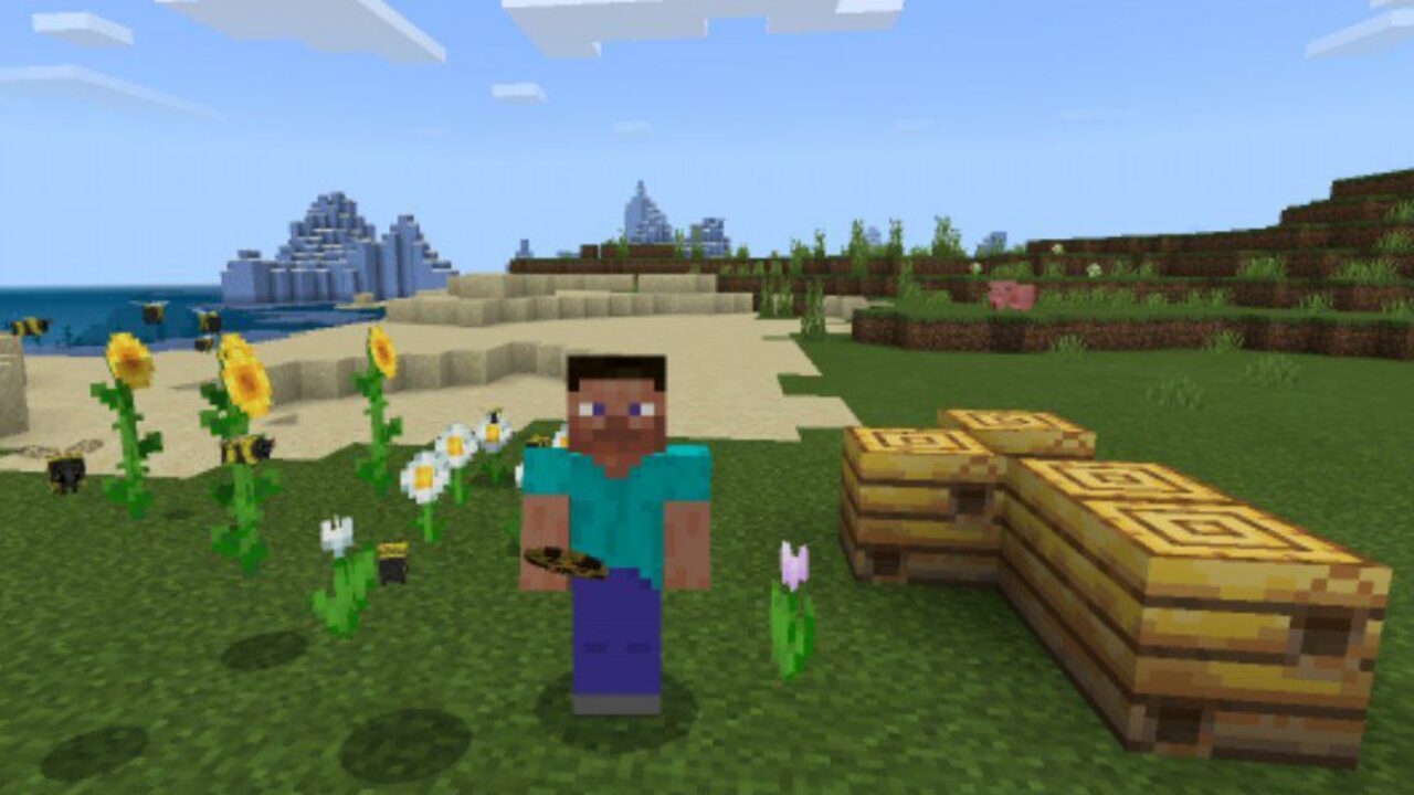 Steve and Bees from Bee Texture Pack for Minecraft PE