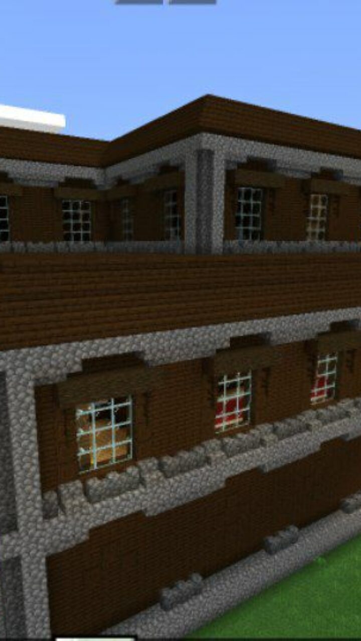 Big House from Woodland Mansion Map for Minecraft PE