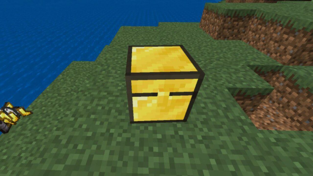 Golden from Loot Chests Mod for Minecraft PE