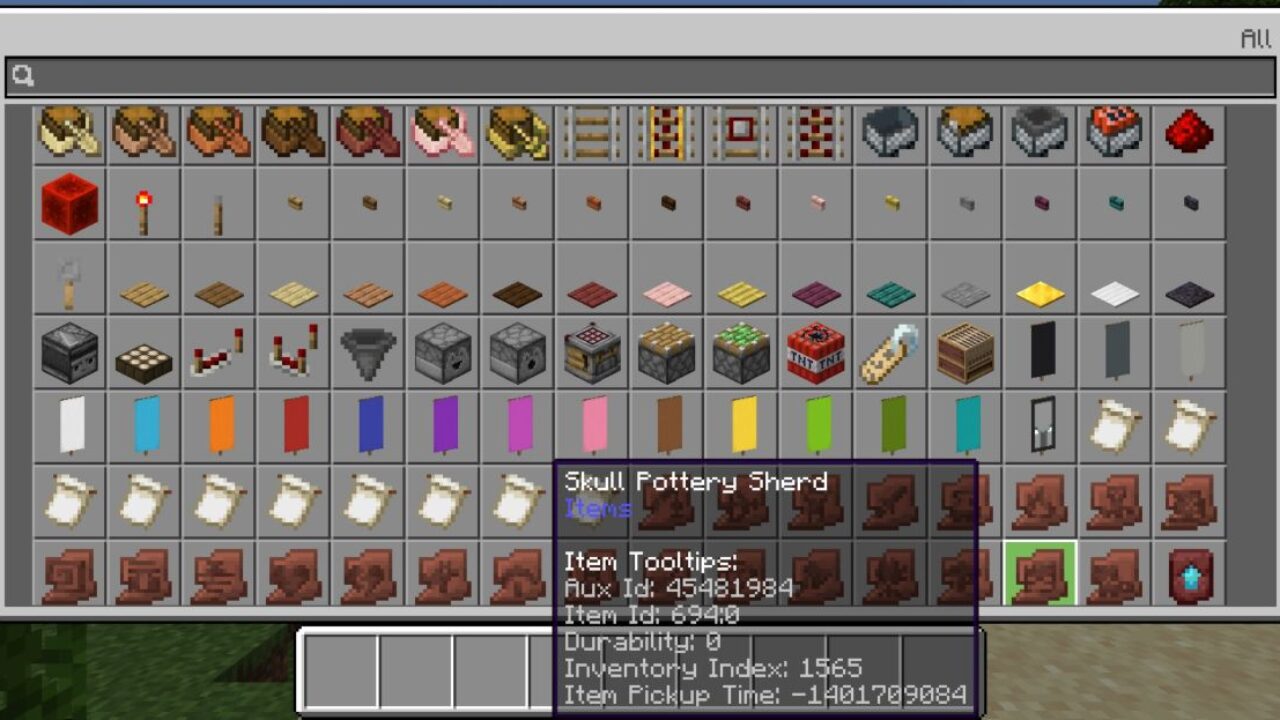 Inventory from HUD Plus V2 Texture Pack for Minecraft PE
