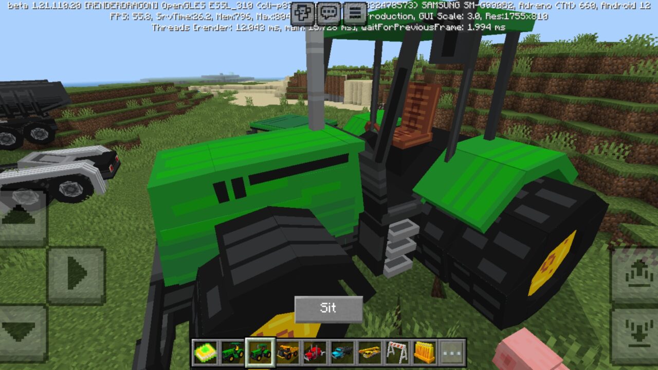 Tractor from Super Heavys Mod for Minecraft PE